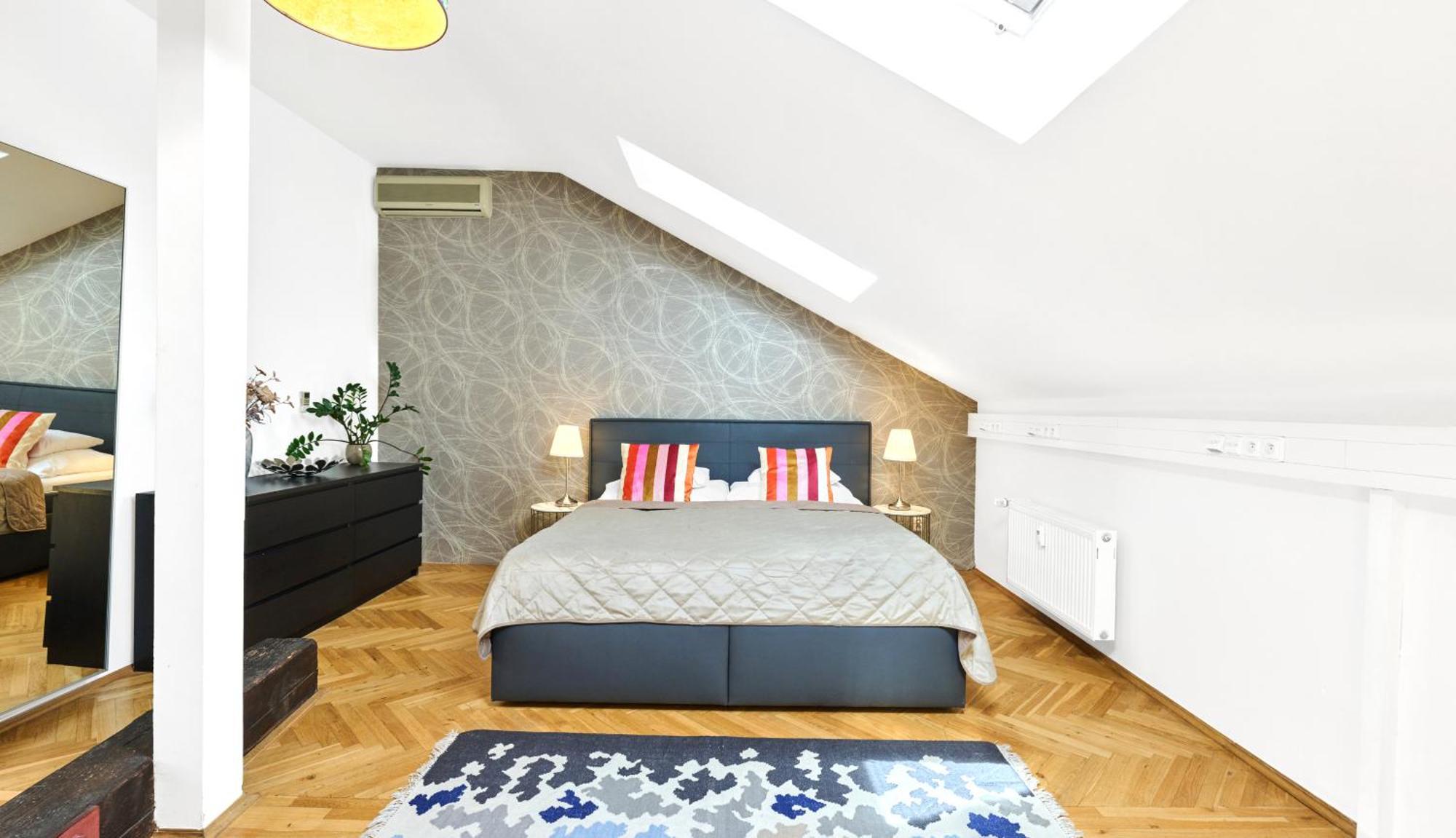 Royal Route Lesser Town Apartment *