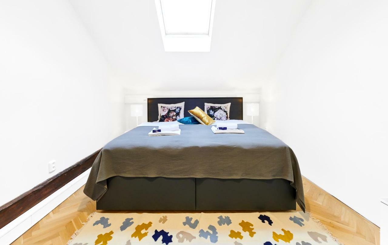 Apartment Royal Route Lesser Town Prag